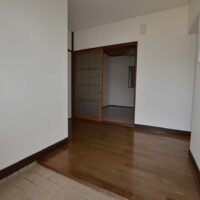 (玄関)