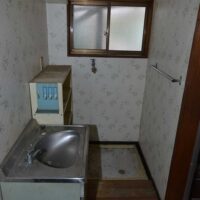 洗面所、洗濯機置き場